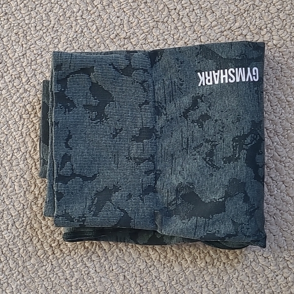 Gymshark Camo Leggings - Picture 3 of 4